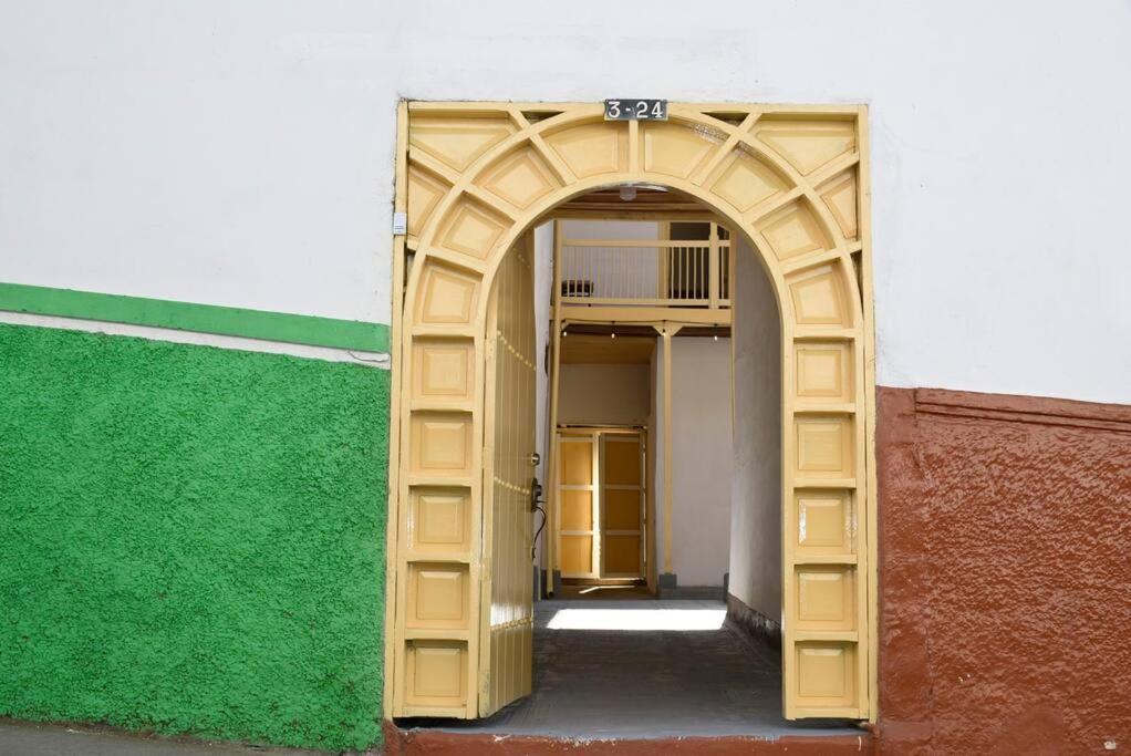 Salamina Casa Tipica Salaminena 빌라 외부 사진